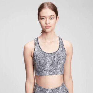 NEW GapFit Cheetah Animal Print Pattern T-Back Racerback Compression Sports Bra